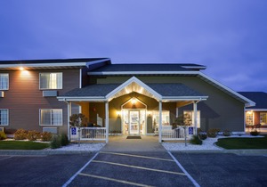 Paynesville Inn & Suites