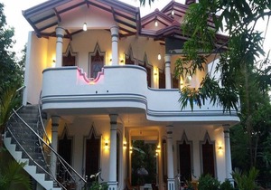 Hotel River Front