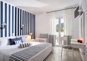 Iris Beach Hotel