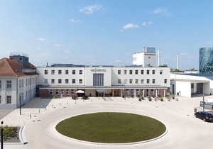 V8 Hotel Classic Motorworld Region Stuttgart