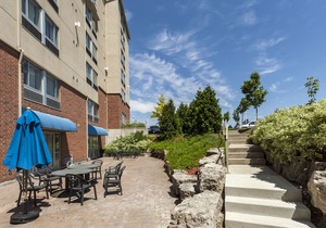 Monte Carlo Inn Vaughan Suites