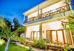 Nyuh Gading Home Stay