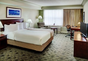 Chateau Nova Kingsway