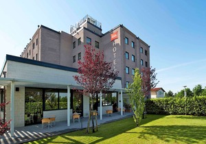 Hotel Ibis Firenze Prato Est