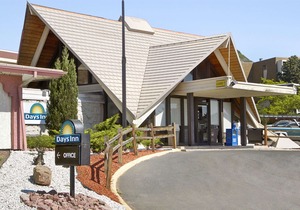 Days Inn by Wyndham Colorado Springs/Garden of The Gods