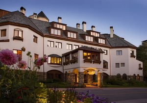 Poste Montane Lodge