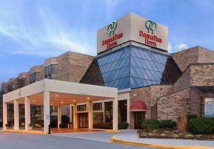 DoubleTree by Hilton Hotel Oak Ridge - Knoxville