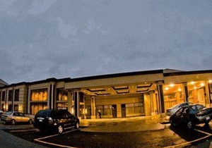 Woodbine Hotel & Suites
