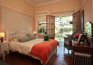 Shamrock Arms Guest Lodge