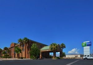 Holiday Inn Express Las Vegas-Nellis, an Ihg Hotel
