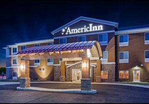 AmericInn by Wyndham DeWitt