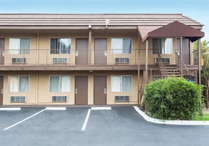 Days Inn by Wyndham San Bernardino