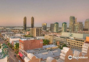 Gaslamp Plaza Suites