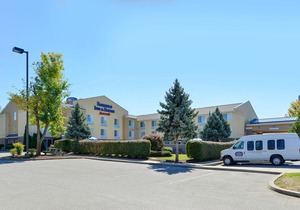 Fairfield Inn & Suites by Marriott Lexington Georgetown/College Inn