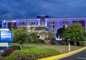 Holiday Inn Express Washington DC East- Andrews AFB, an Ihg Hotel