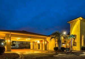 La Quinta Inn by Wyndham Savannah I-95