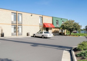 Days Inn by Wyndham Winchester