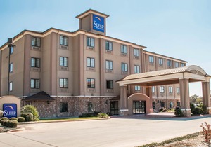 Sleep Inn and Suites at Six Flags