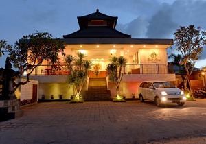 Sandi Agung Villa