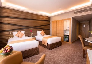 Al Safir Tower & Residence