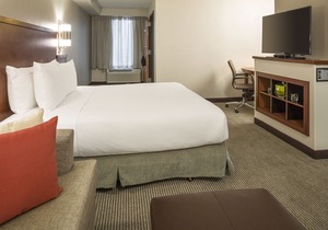 Hyatt Place San Antonio Airport/Quarry Market