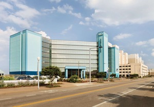 Surfbreak Oceanfront Hotel, Ascend Hotel Collection