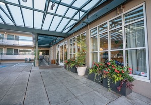 Park Lane Suites & Inn
