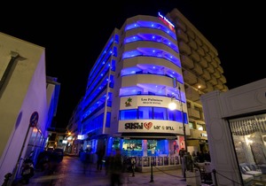 Les Palmiers Beach Hotel