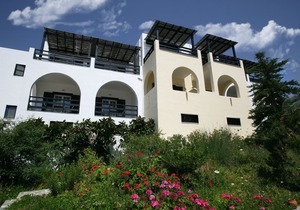 Andros Holiday Hotel