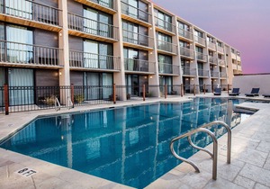 Ramada by Wyndham Austin South