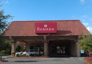 Ramada by Wyndham Fresno North