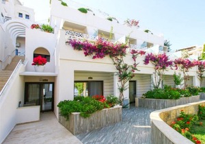 Azka Hotel