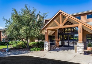 AmericInn by Wyndham Hampton