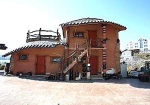 Tongyeong Gigasolsol Pension