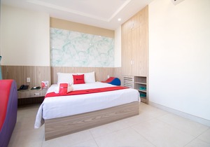 RedDoorz Plus near Gia Dinh International Hospital 2