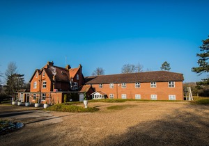 Gray Manor Hotel