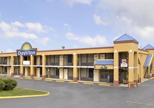 Days Inn by Wyndham Willmar