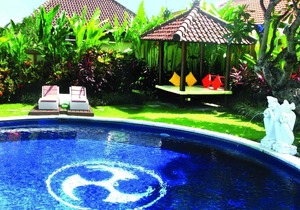 Heliconia Villa