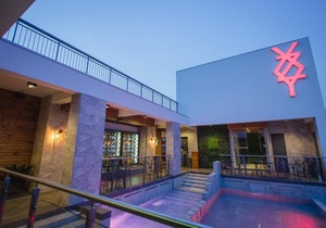 Hotel XYZ