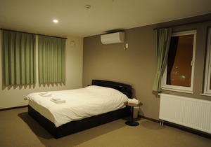 Jadan House