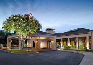 Courtyard by Marriott Atlanta Windy Hill/Ballpark