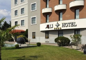 Poli Hotel