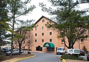 Guest Inn & Suites - Midtown Medical Center