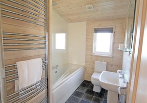 Lodge with one double and two twin.