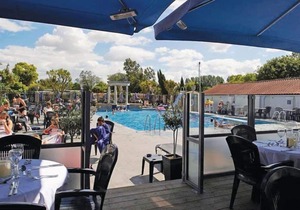 2 bedroom accommodation in Monkton, Nr Ramsgate