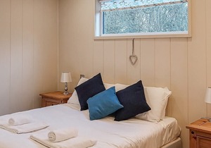 2 bedroom accommodation in Lowestoft