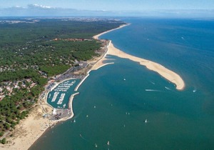 Vacation home Les Charmilles in Les Mathes - 4 persons, 1 bedrooms