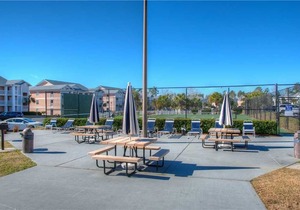 Hardwood Flooring / Near World Golf Tour Links & River Oaks Golf!