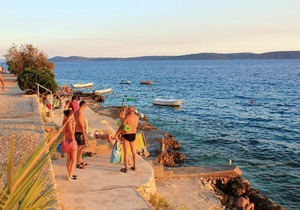 Two bedroom apartment near beach Mavarštica, Čiovo (A-2043-a)