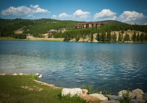 Condo near Big Sky Mountain Village with shared tennis & views of Lone Peak